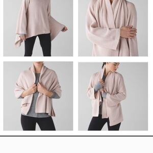 lululemon athletica Cream Sweater Poncho (Divinity)